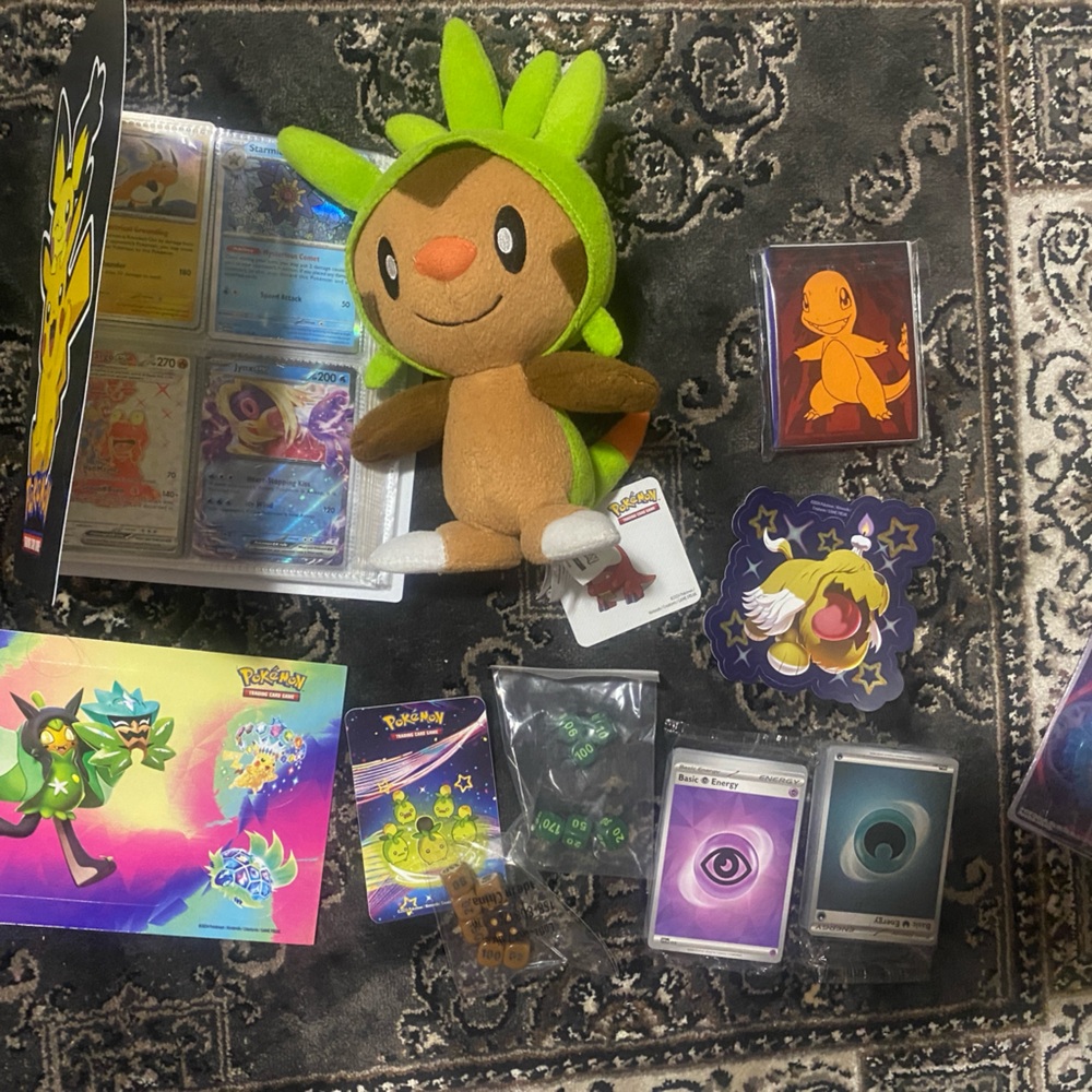 Chespin Plush Toy with Pokémon Cards